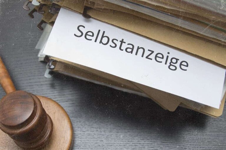Selbstanzeige bei Steuerhinterziehung: So gehen Sie straffrei aus!