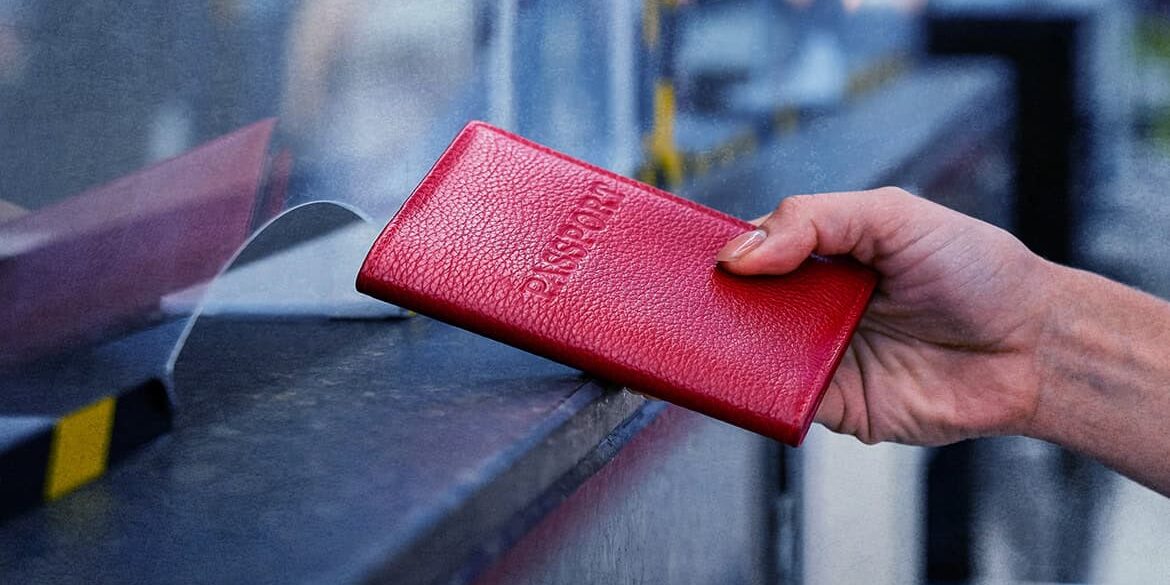 missbrauch-ausweispapieren-281-stgb_beitrag Falschen Ausweis vorzeigen - Missbrauch von Ausweispapieren - Straftat nach Strafgesetzbuch